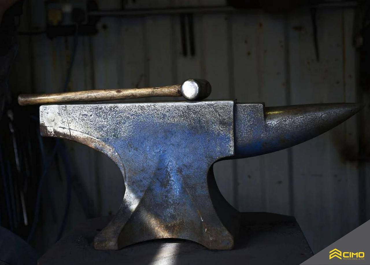 O que é uma bigorna? A importância da ferramenta na forja