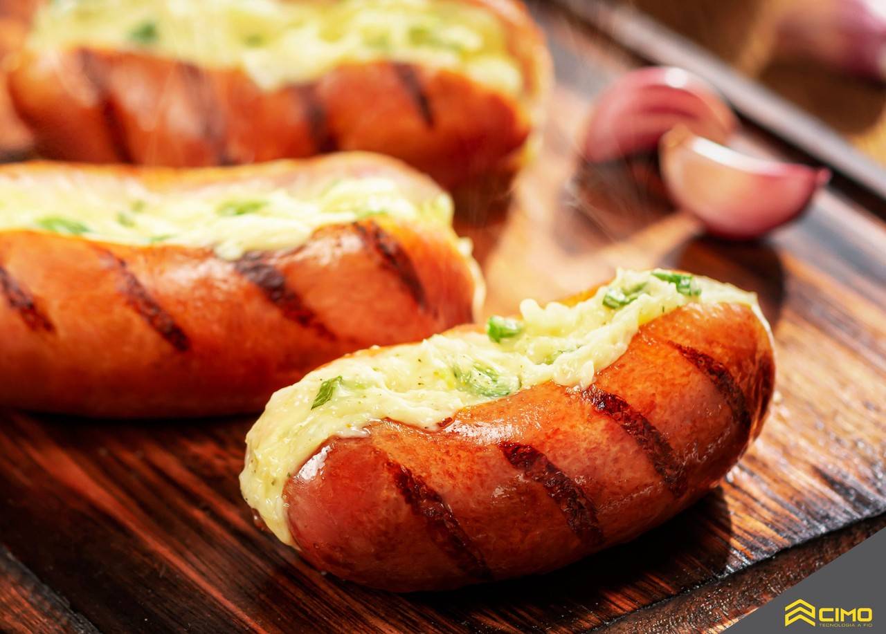 Linguiça recheada: conheça os detalhes de preparo da receita