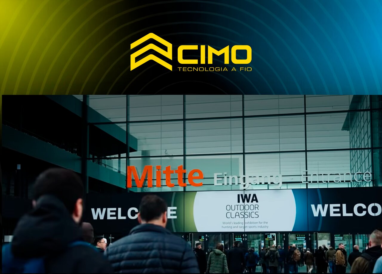 Pessoas entrando na feira IWA Outdoor Classics