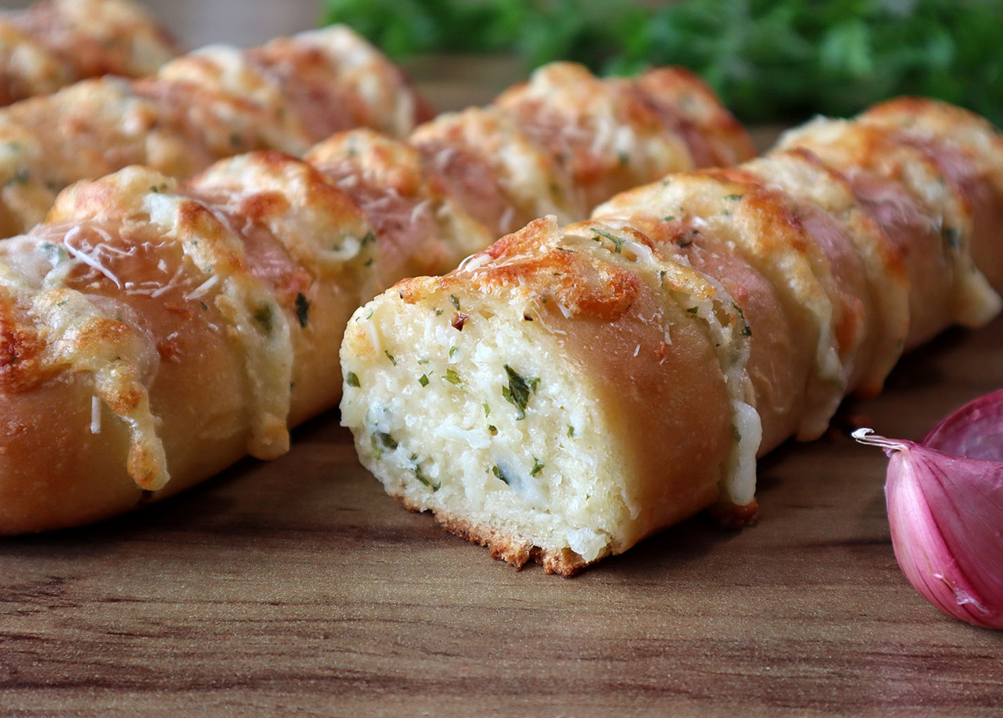 Pão de alho caseiro para churrasco: passo a passo simples
