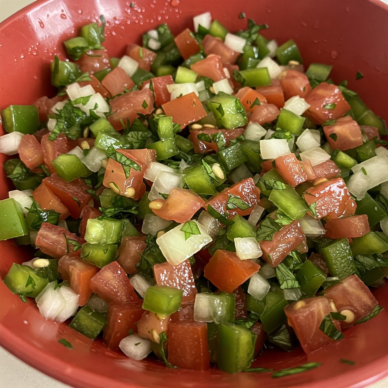 Como fazer vinagrete para churrasco? Veja as dicas